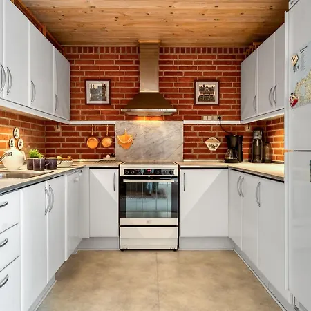 Casa de Férias Zina - 50m From The Sea By Interhome *
